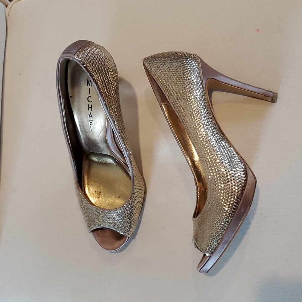 SIZE 7.5 gold open toe stilettos